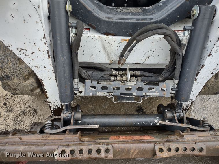 image for item DR8185 2013 Bobcat S530  skid steer loader