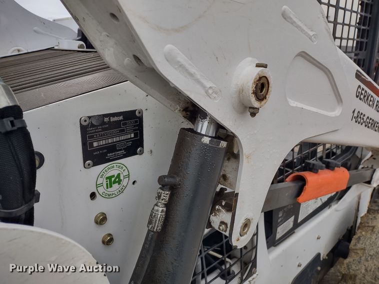 image for item DR8185 2013 Bobcat S530  skid steer loader