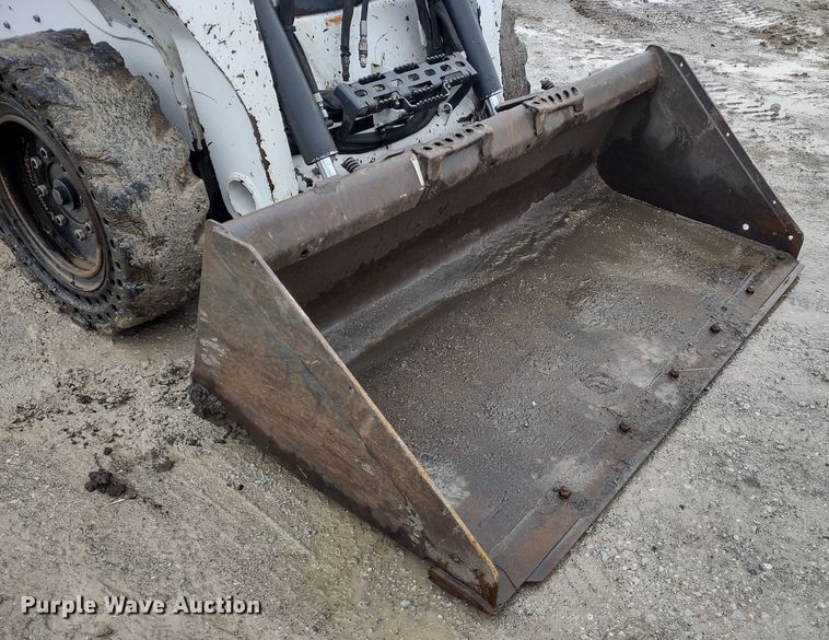 image for item DR8185 2013 Bobcat S530  skid steer loader