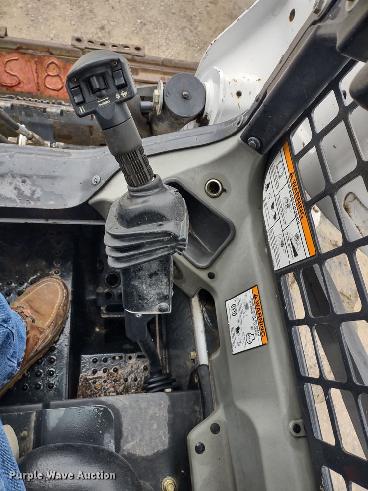 image for item DR8185 2013 Bobcat S530  skid steer loader