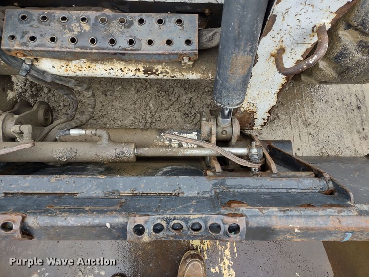 image for item DR8186 2007 Bobcat S300  skid steer loader