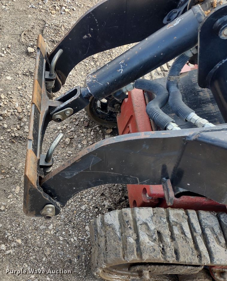 image for item DR8190 Toro Dingo TX427  compact utility loader