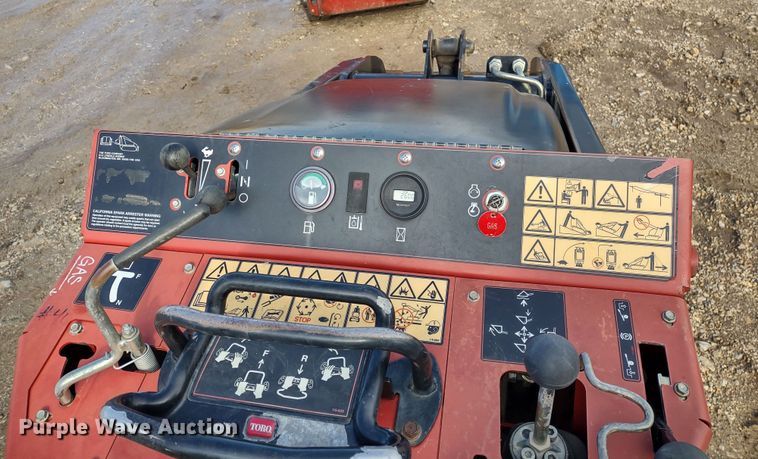 image for item DR8190 Toro Dingo TX427  compact utility loader