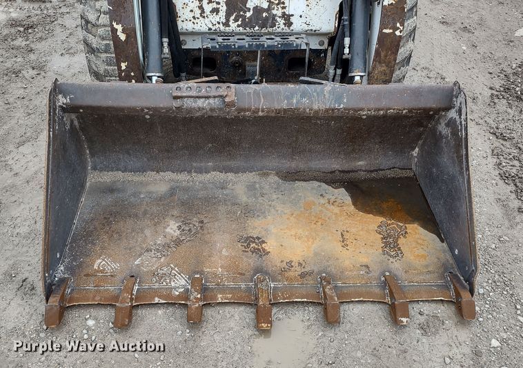 image for item DR8203 2016 Bobcat S450  skid steer loader