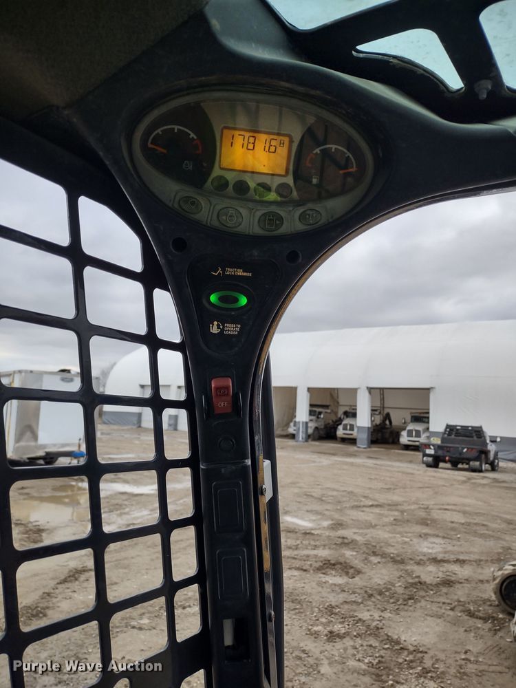image for item DR8203 2016 Bobcat S450  skid steer loader