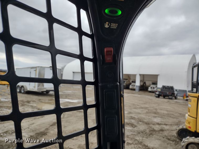 image for item DR8203 2016 Bobcat S450  skid steer loader