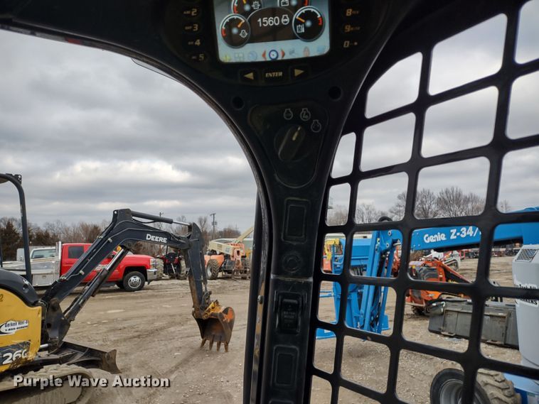 image for item DR8203 2016 Bobcat S450  skid steer loader