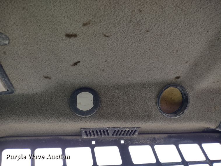 image for item DR8203 2016 Bobcat S450  skid steer loader