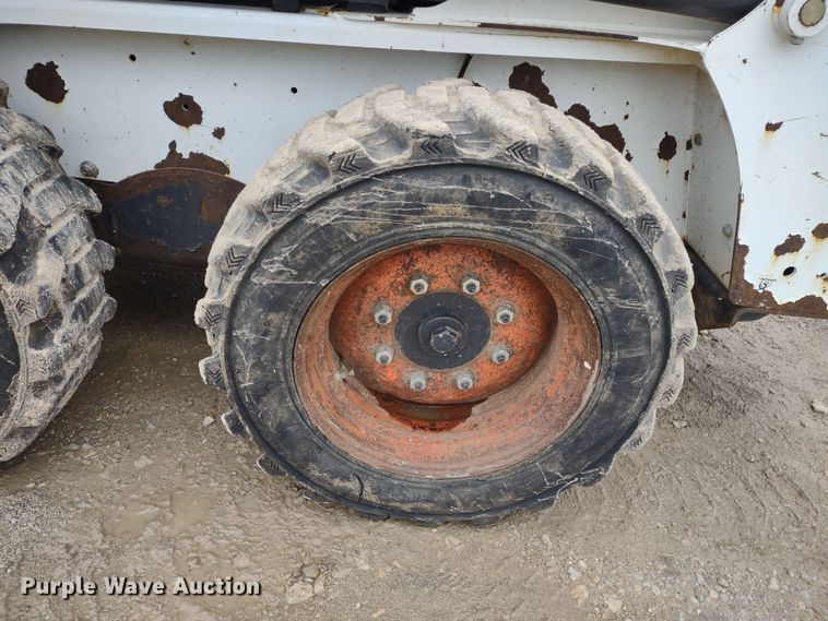 image for item DR8203 2016 Bobcat S450  skid steer loader