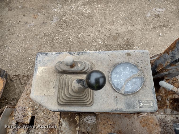 image for item DR8219 2008 Swinger 2K  wheel loader