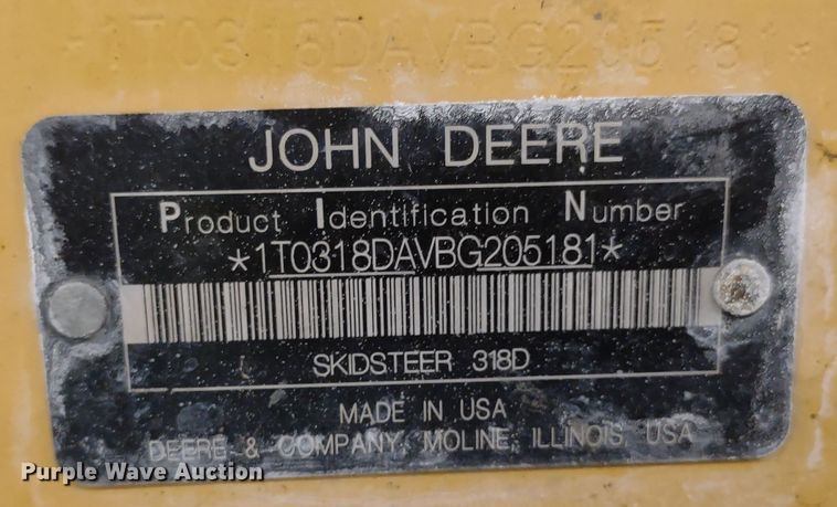 image for item DR8241 2011 John Deere 318D  skid steer loader