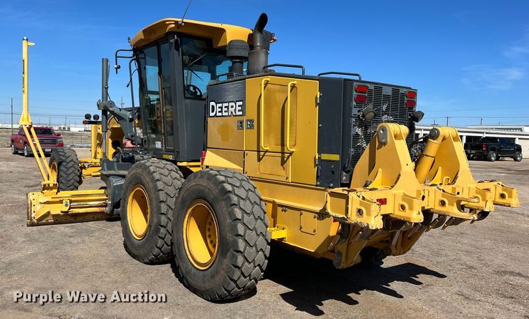 image for item DS2781 2011 John Deere 672G  motor grader