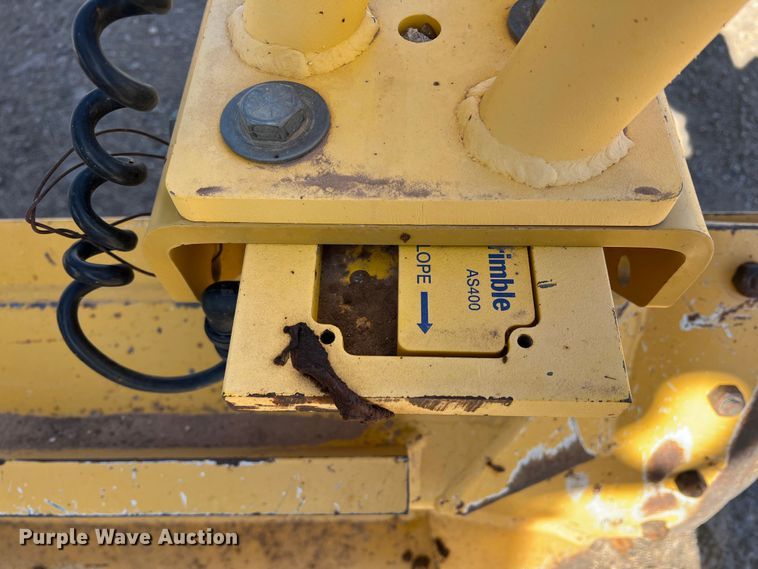 image for item DS2781 2011 John Deere 672G  motor grader