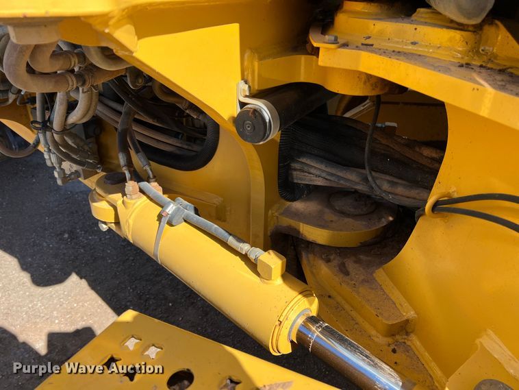 image for item DS2781 2011 John Deere 672G  motor grader