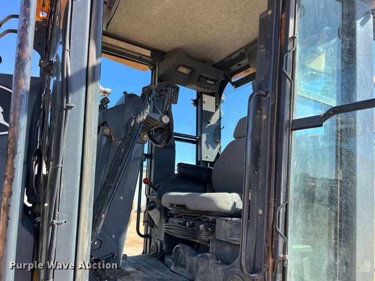 image for item DS2781 2011 John Deere 672G  motor grader