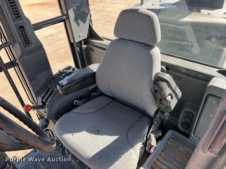 image for item DS2781 2011 John Deere 672G  motor grader