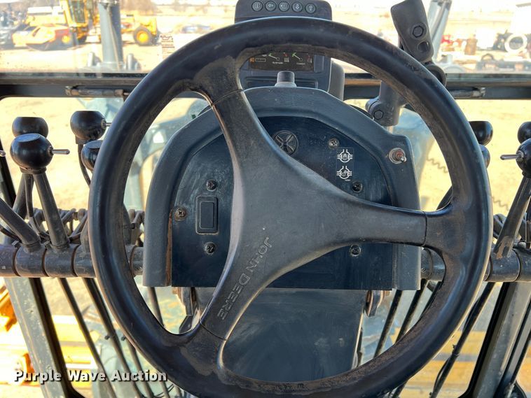 image for item DS2781 2011 John Deere 672G  motor grader