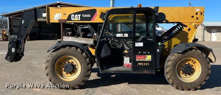 image for item DS2784 2014 Caterpillar TL642C  telehandler