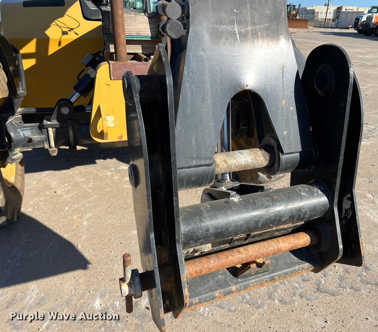 image for item DS2784 2014 Caterpillar TL642C  telehandler