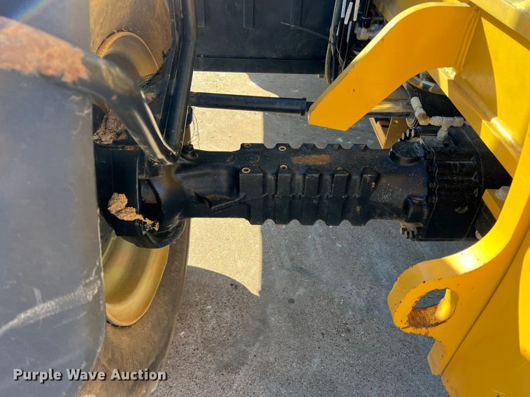 image for item DS2784 2014 Caterpillar TL642C  telehandler