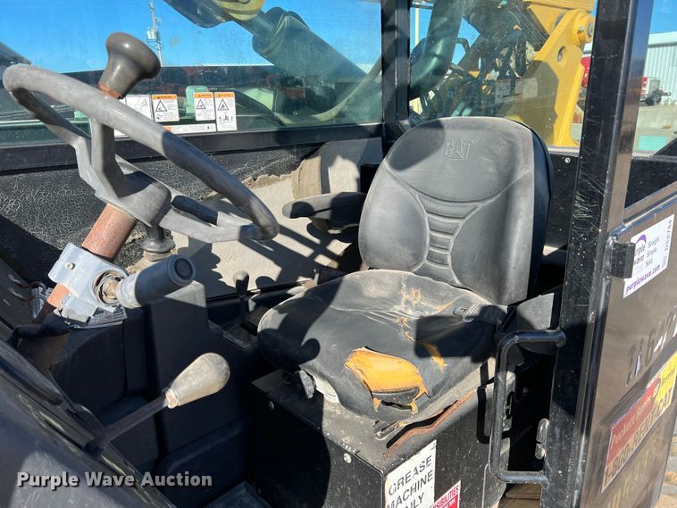 image for item DS2784 2014 Caterpillar TL642C  telehandler