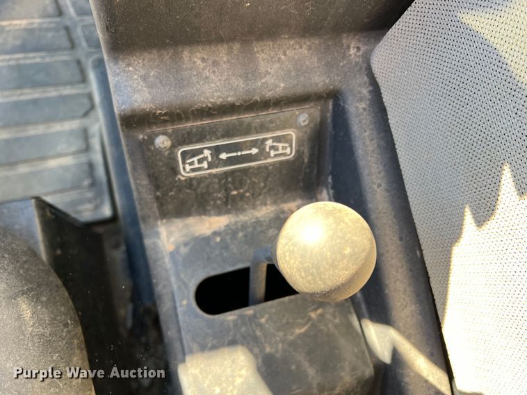 image for item DS2784 2014 Caterpillar TL642C  telehandler