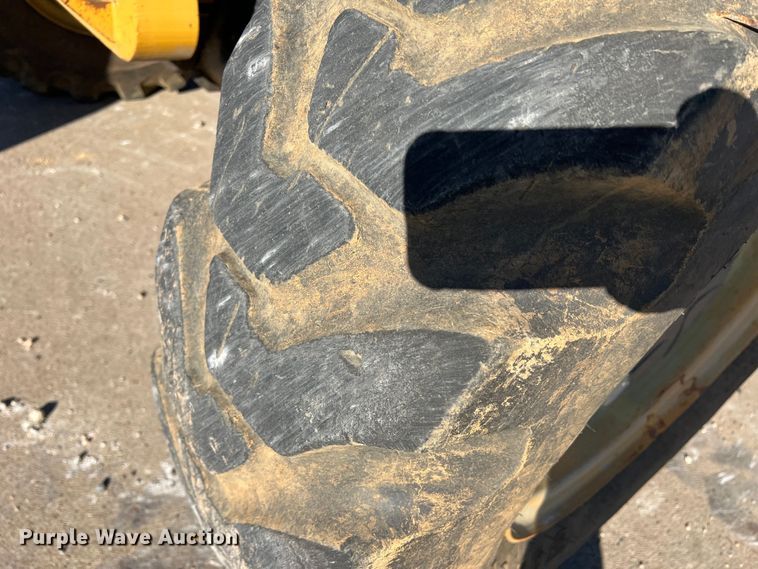 image for item DS2784 2014 Caterpillar TL642C  telehandler