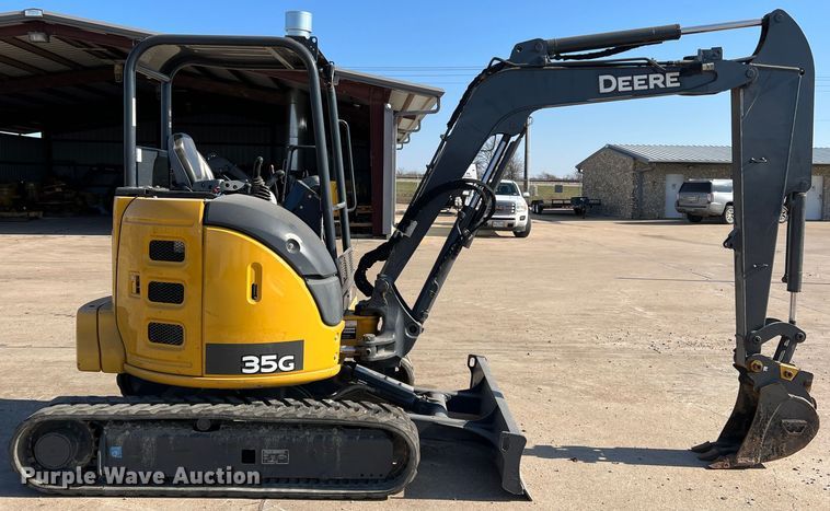 image for item DS2785 2019 John Deere 35G  mini excavator