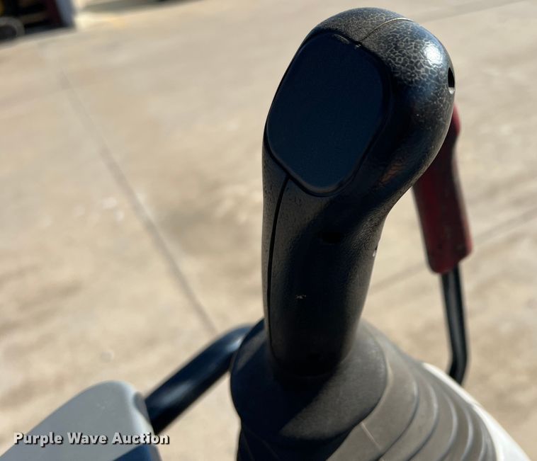 image for item DS2785 2019 John Deere 35G  mini excavator