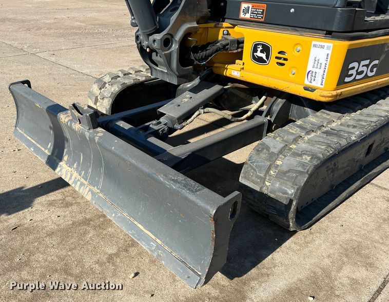 image for item DS2786 2019 John Deere 35G  mini excavator