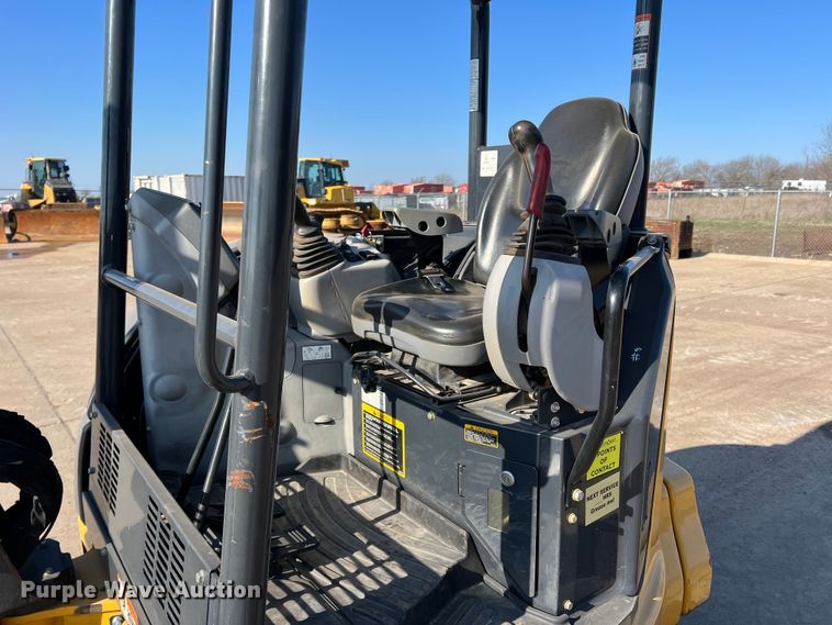 image for item DS2786 2019 John Deere 35G  mini excavator