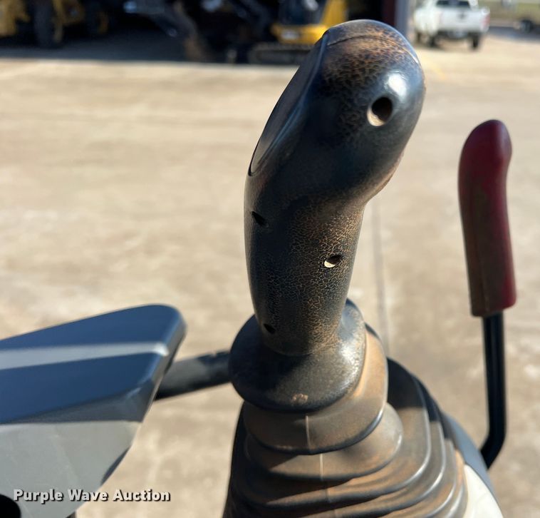 image for item DS2786 2019 John Deere 35G  mini excavator