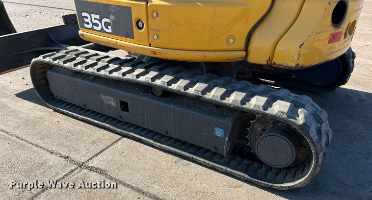 image for item DS2786 2019 John Deere 35G  mini excavator