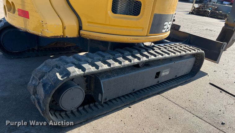 image for item DS2786 2019 John Deere 35G  mini excavator