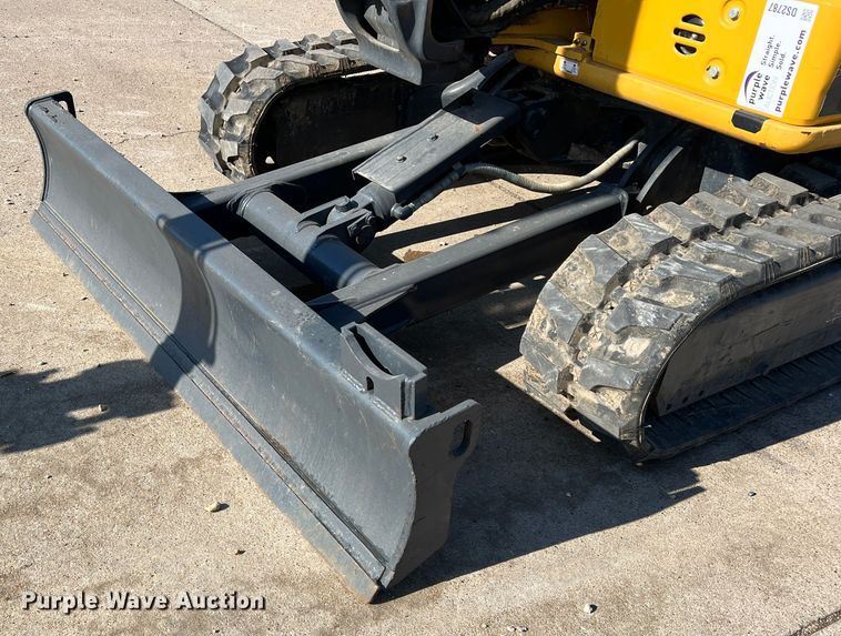 image for item DS2787 2019 John Deere 35G  mini excavator