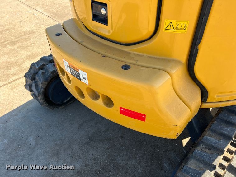 image for item DS2787 2019 John Deere 35G  mini excavator