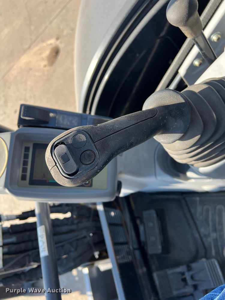 image for item DS2787 2019 John Deere 35G  mini excavator