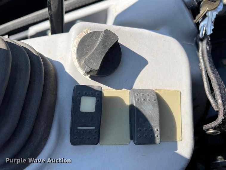 image for item DS2787 2019 John Deere 35G  mini excavator