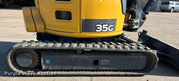 image for item DS2787 2019 John Deere 35G  mini excavator