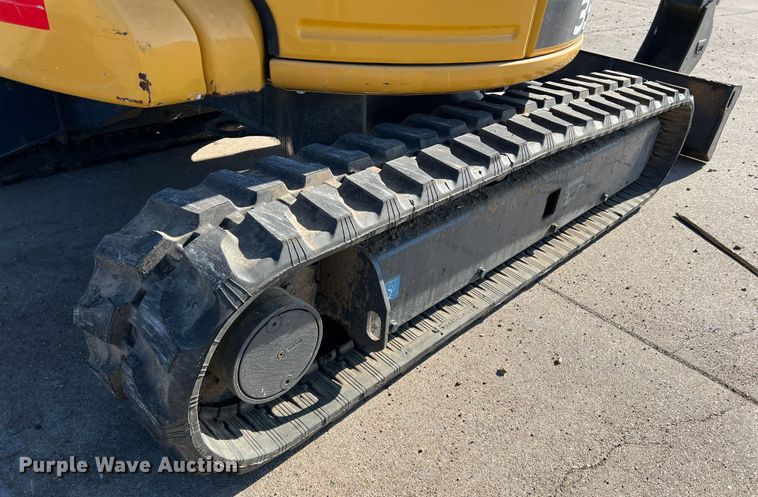 image for item DS2787 2019 John Deere 35G  mini excavator