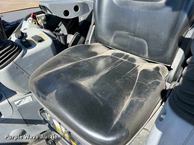 image for item DS2788 2019 John Deere 35G  mini excavator