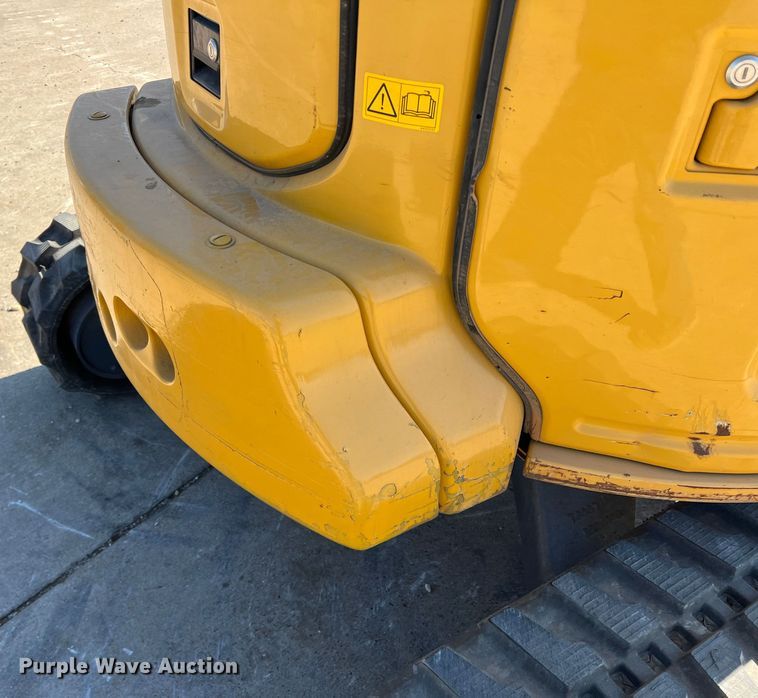 image for item DS2789 2019 John Deere 35G  mini excavator