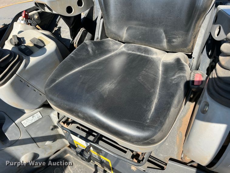 image for item DS2789 2019 John Deere 35G  mini excavator