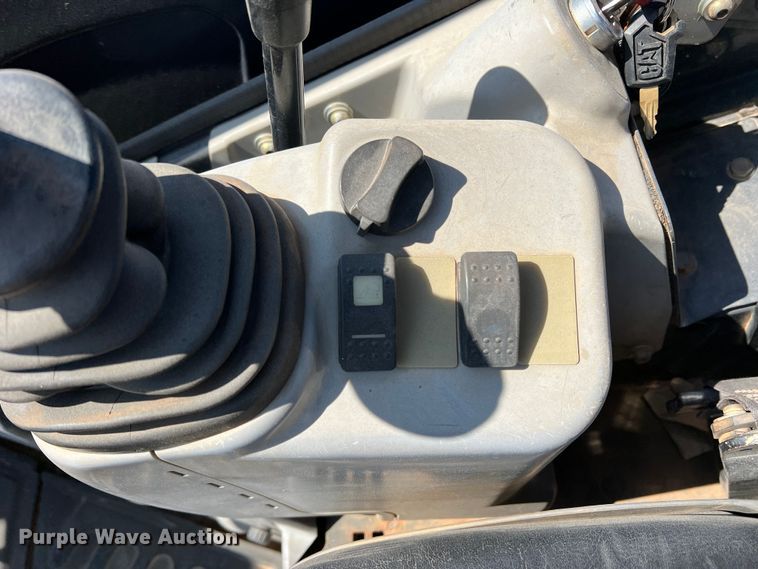 image for item DS2789 2019 John Deere 35G  mini excavator