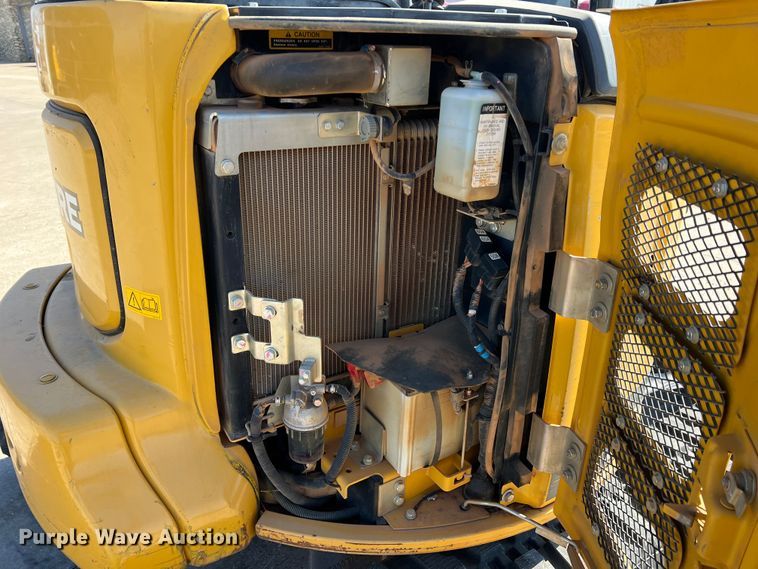 image for item DS2789 2019 John Deere 35G  mini excavator