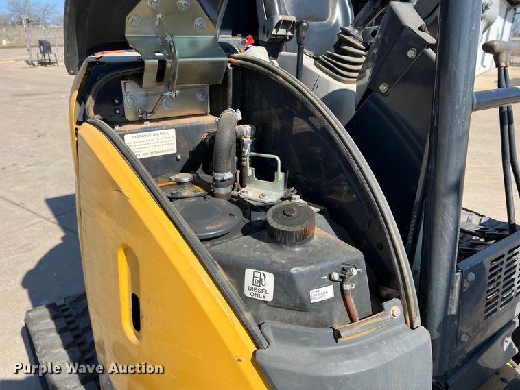 image for item DS2789 2019 John Deere 35G  mini excavator