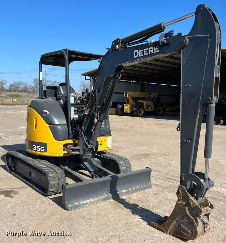image for item DS2790 2019 John Deere 35G  mini excavator