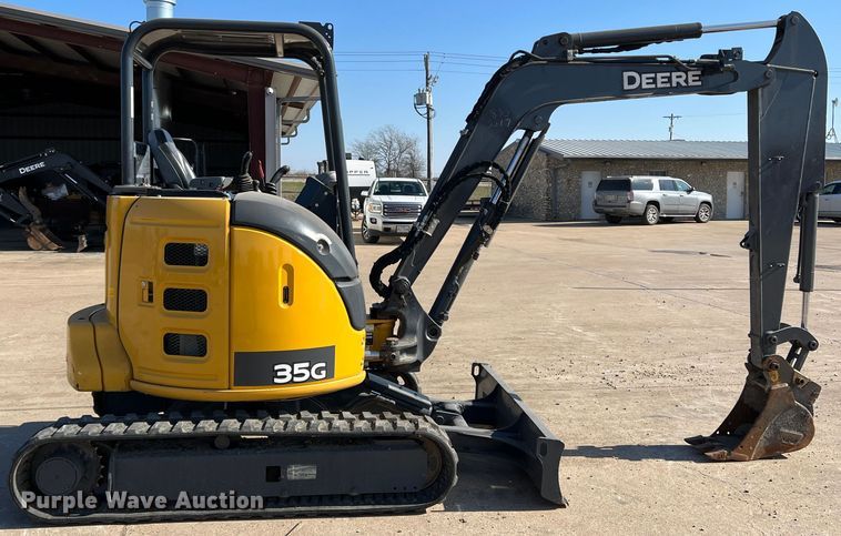 image for item DS2790 2019 John Deere 35G  mini excavator