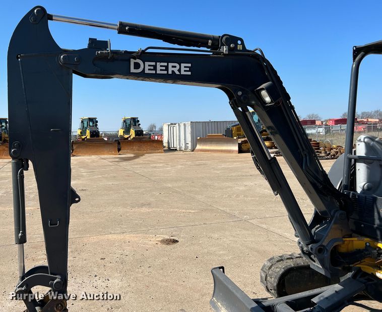 image for item DS2790 2019 John Deere 35G  mini excavator