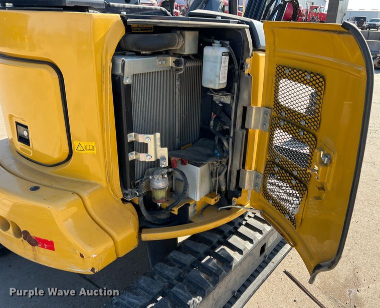 image for item DS2790 2019 John Deere 35G  mini excavator